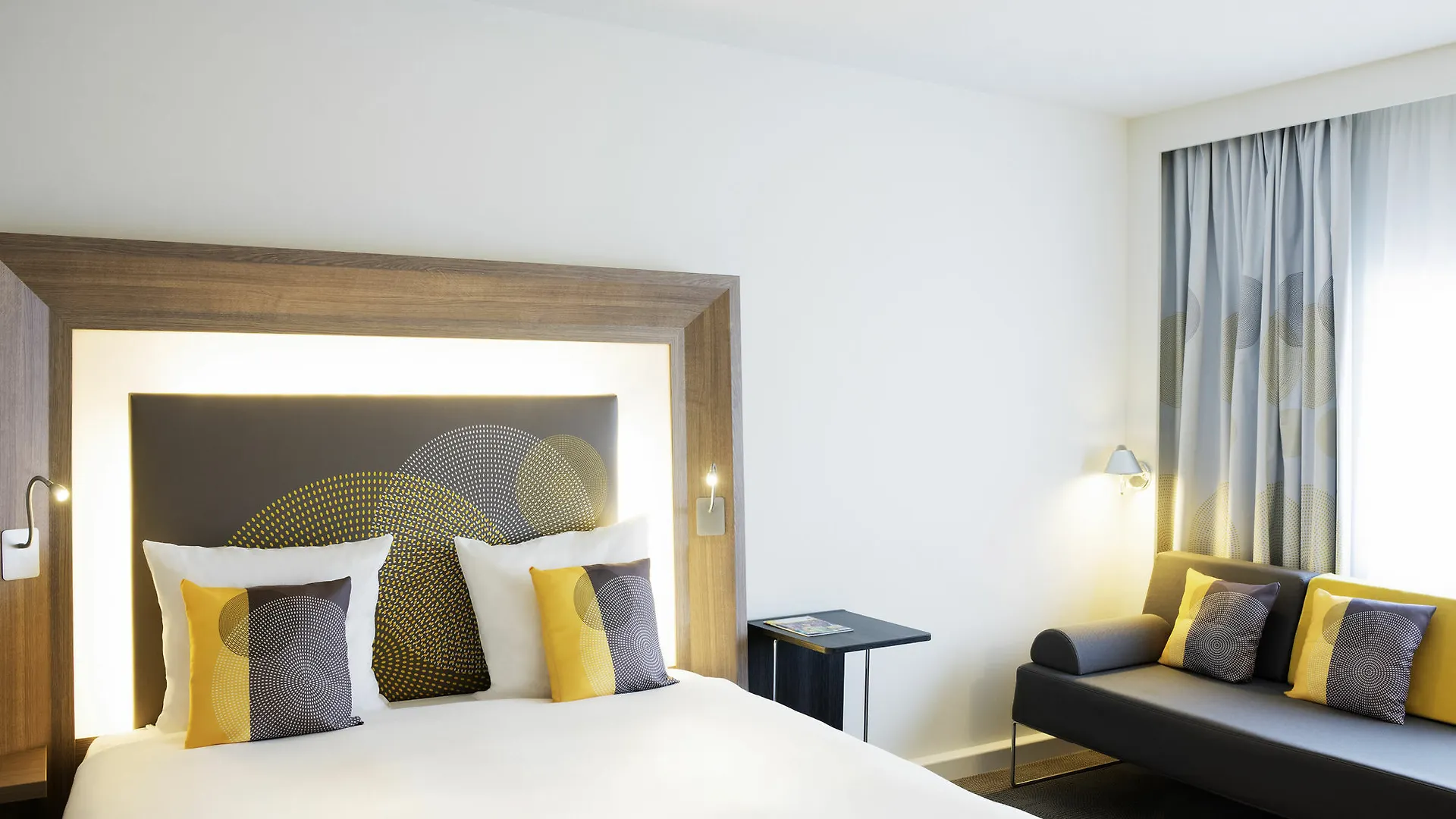 Novotel Amsterdam Schiphol Airport Hoofddorp 4*,