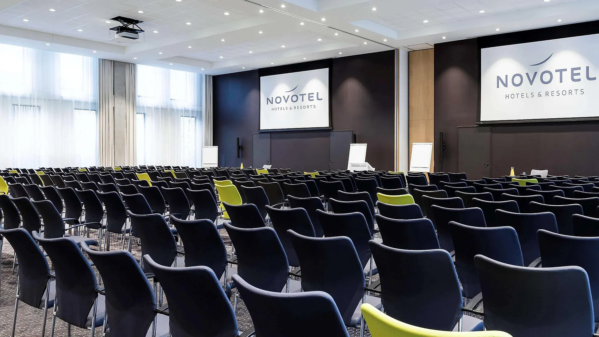 Novotel Amsterdam Schiphol Airport Hoofddorp 4*,